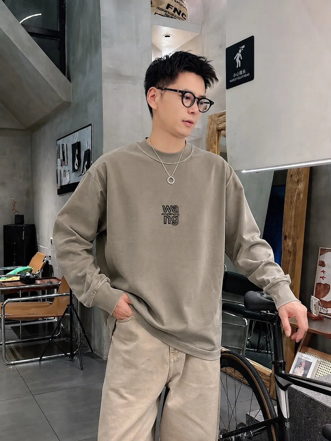 alaxander wang/ 《 》 ， ， Same Style ， : Black White Coffee Brown Size：S（90-130 ） M（125-140 ） L（135-155 ） XL（155-175 ） XXL（175 ）